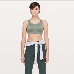 Lululemon Enlite Bra in Misty Meadow Green